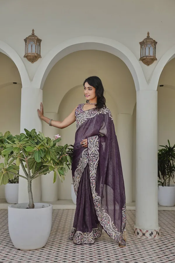 Vayra_Sarees_Is_Launching_New_Festival_Wedding_Saree_Dual_Tone_Bandhej_Unstitched_For_A_Custom_Fit_Blouse