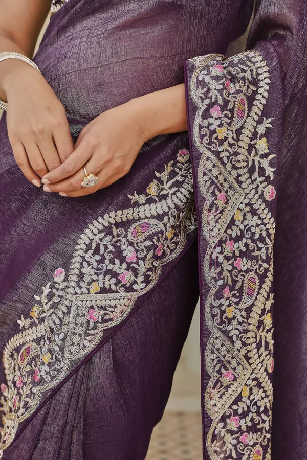 Vayra_Sarees_Is_Launching_New_Festival_Wedding_Saree_Dual_Tone_Bandhej_Unstitched_For_A_Custom_Fit_Blouse