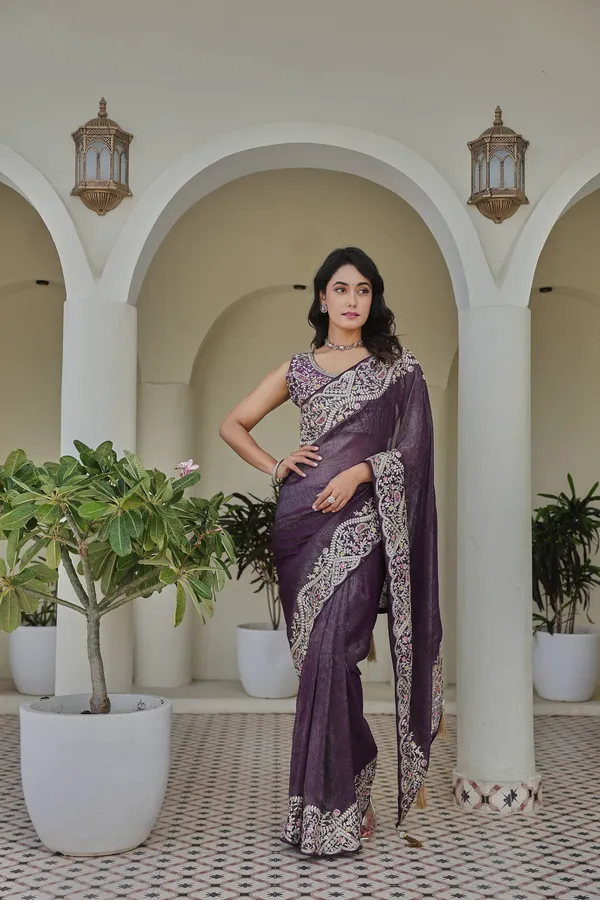 Vayra_Sarees_Is_Launching_New_Festival_Wedding_Saree_Dual_Tone_Bandhej_Unstitched_For_A_Custom_Fit_Blouse