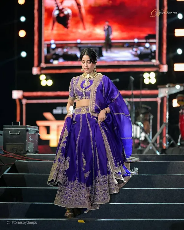 Vayara_Sarees_Launching_Premium_Designer_Wear_Choli_Default_Title