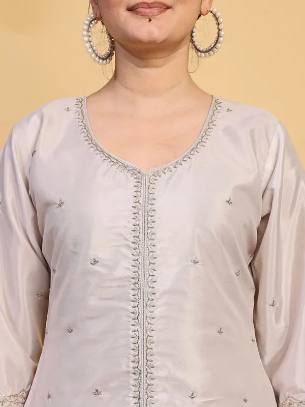 Beige_Embroidered_Anarkali_Kurta_Set_for_Women