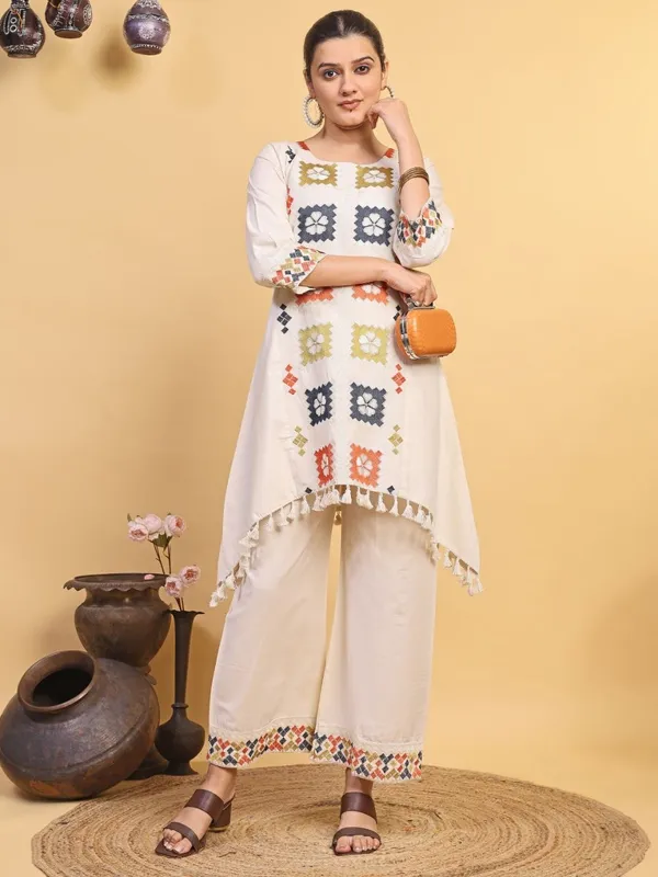 Cream_Printed_Kurta_Set_for_Women