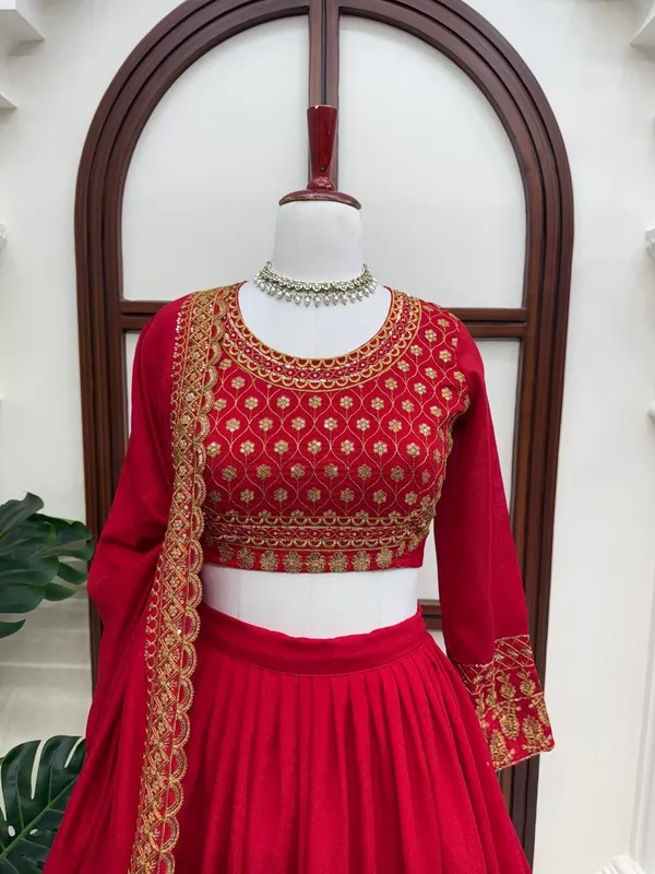 Red_Embroidered_Lehenga_Choli_Set_for_Women