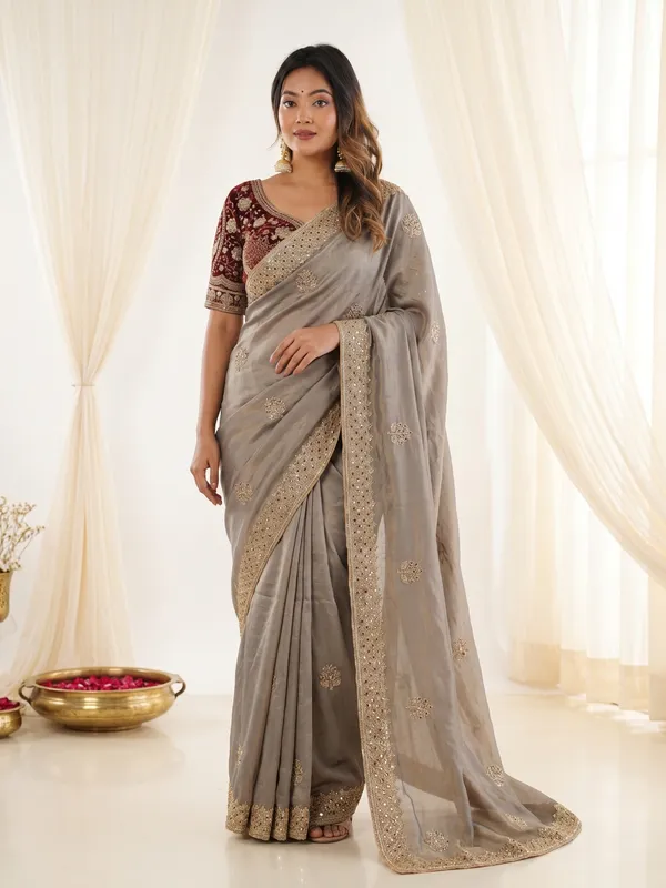 New_Launching_Vayara_embroidery_work_with_sequences_and_cut_work_border_Saree