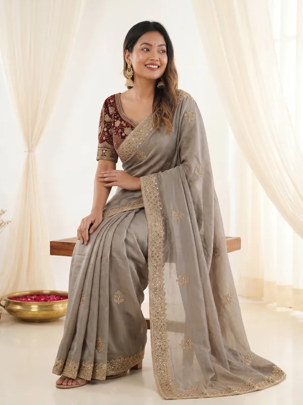 New_Launching_Vayara_embroidery_work_with_sequences_and_cut_work_border_Saree