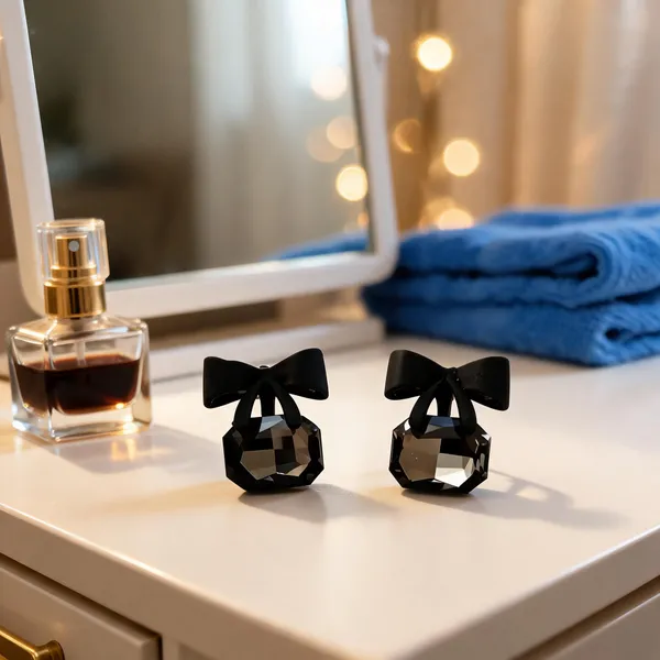 Black_Alloy_Stud_Earrings_For_Women