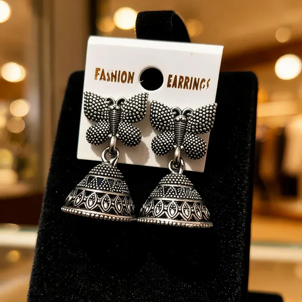 Silver_Jhumka_Earrings_For_Women