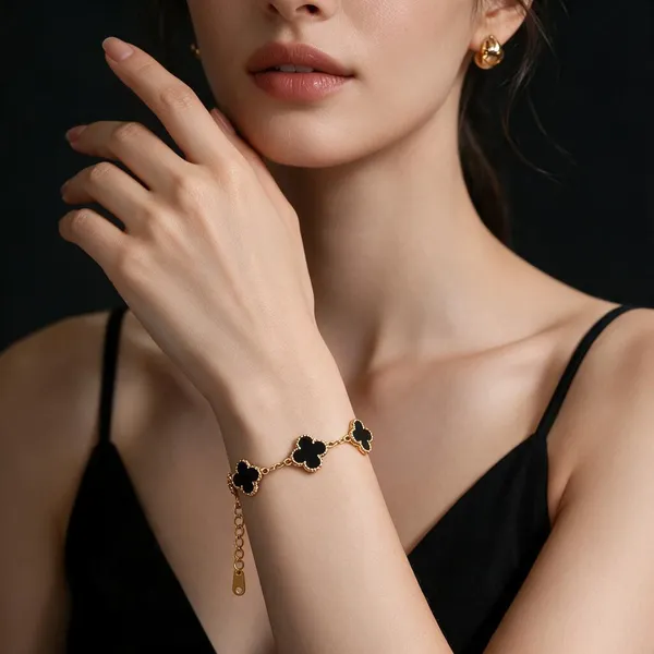 Gold_Alloy_Bracelet_For_Women