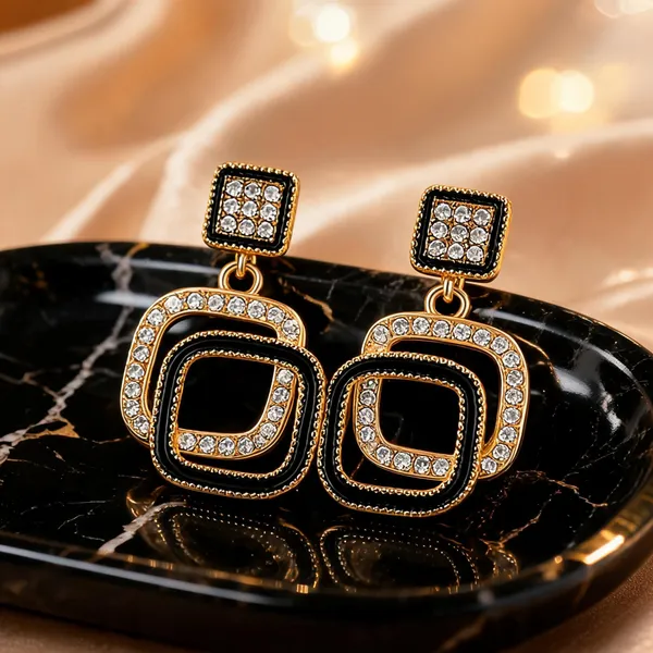 Gold_Alloy_Drop_&_Dangle_Earrings_For_Women