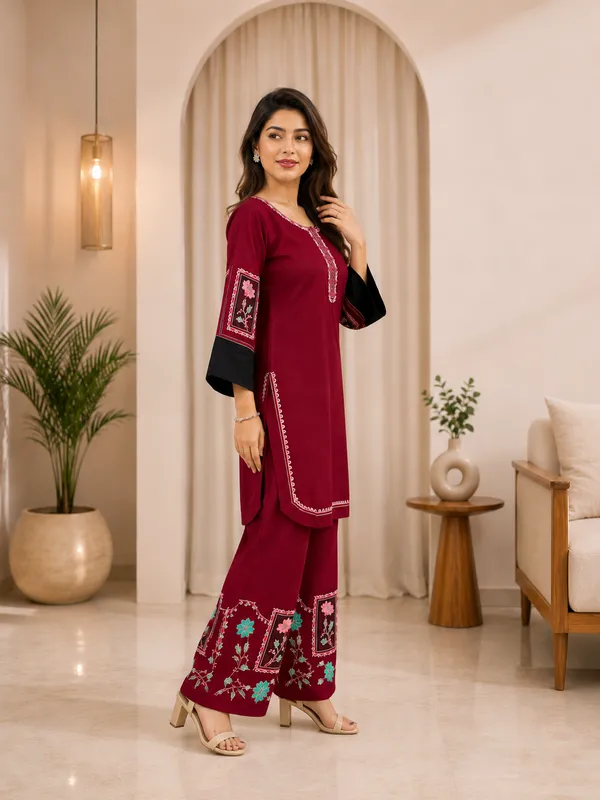 Burgundy_Rayon_Cotton_Straight_Kurta_Set_For_Women