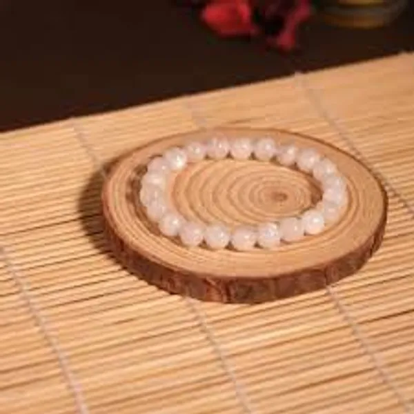White_Beaded_Bracelet