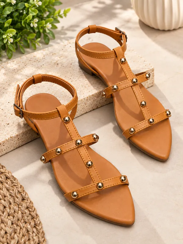 Gold_baton_Styles_women_flat_sandal__
