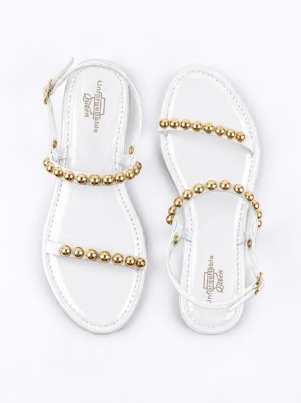 White_gold_baton_Flat_Sandals_For_Women