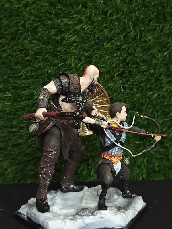 Kratos_Atreus_Figure_God_Of_War_Premium_Collectible_Default_Title