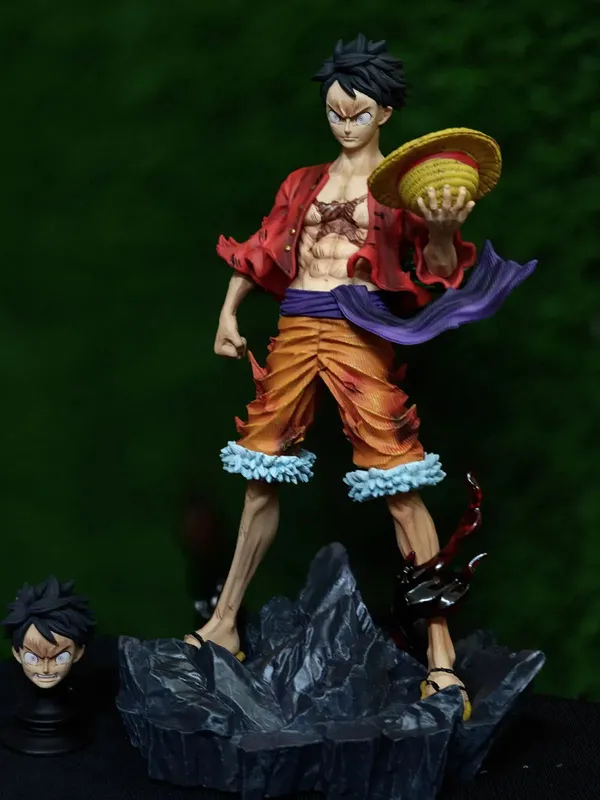 Battle_Damaged_Luffy_Action_Figure_Default_Title