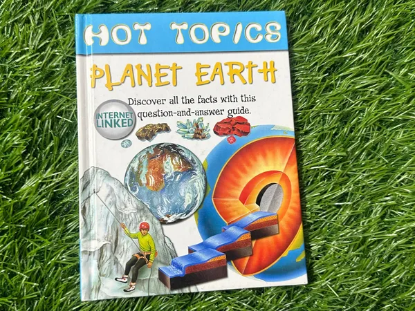 Planet_Earth_Default_Title