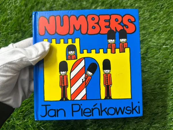 Numbers_By_Jan_Pienkowski_Default_Title