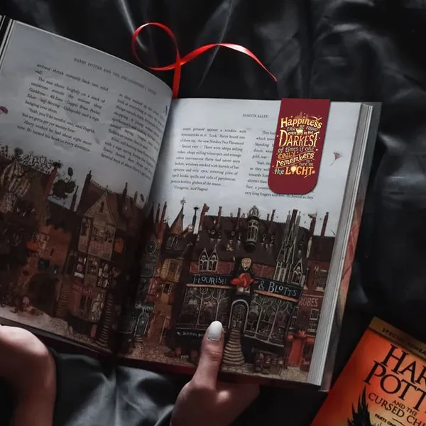 Harry_Potter_Magnetic_Bookmark_Set_Premium_Matte_Double_Sided_Default_Title