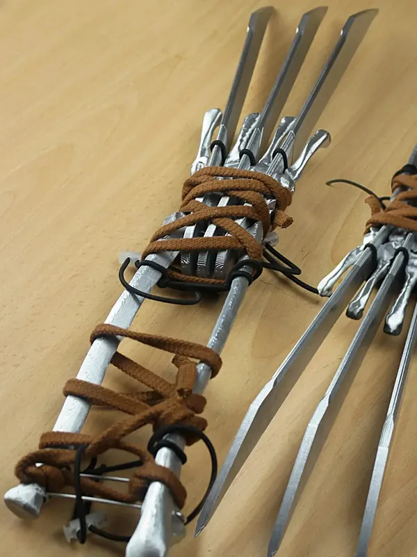 Wolverine_Claws_Deadpool_Movie_Style_Default_Title