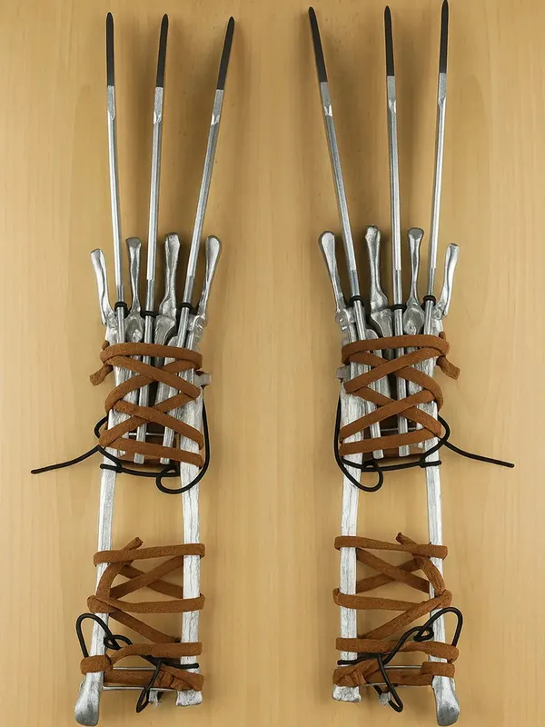 Wolverine_Claws_Deadpool_Movie_Style_Default_Title