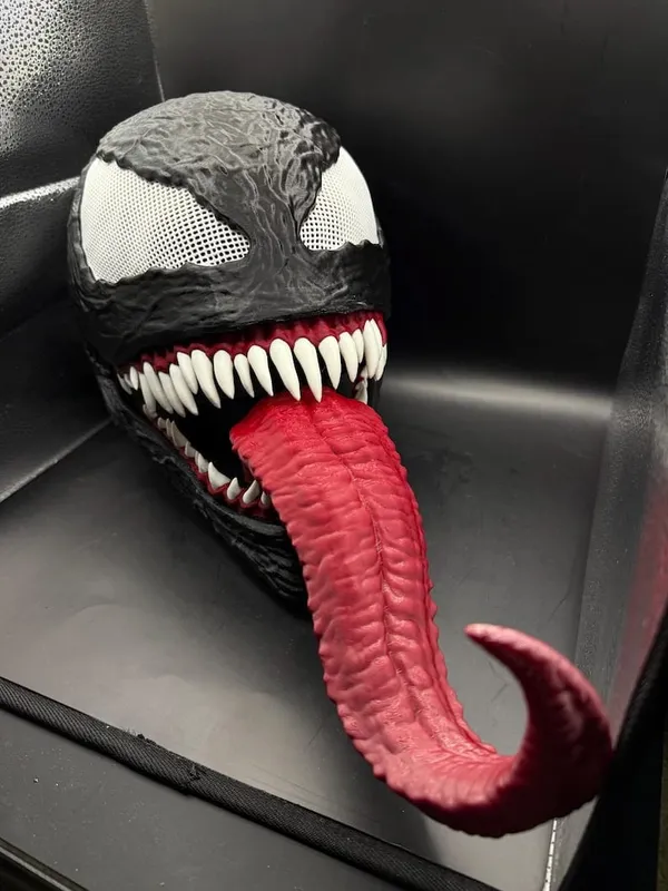Venom_Movie_Inspired_Mask_Cosplaying_Helmet_With_Tongue_Default_Title