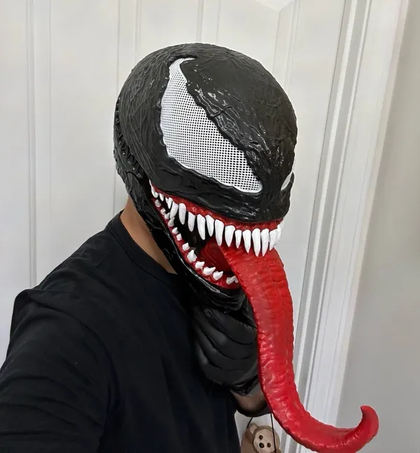 Venom_Movie_Inspired_Mask_Cosplaying_Helmet_With_Tongue_Default_Title