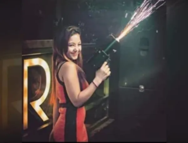 Party_Favor_Sparkle_Cold_Fire_Gun_Black_Cold_Pyro_Gun_For_Diwali_Pubs_Events_Party_Functions_Celebrations_Pyro_Gun_For_Wedding_Birthdays_Default_Title