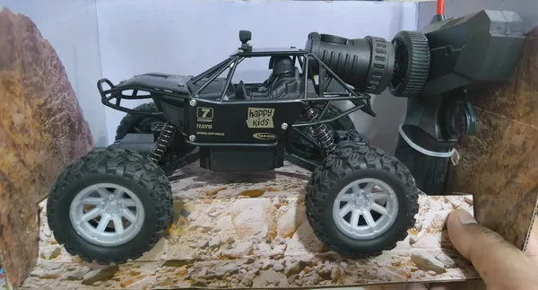 Thunder_Spray_Rock_Crawler_Rc_Monster_Truck_With_Smoke_Silver