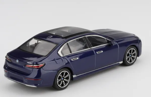 Bmw_I7_Car_Cca_G70_Premium_Die_Cast_Scale_Model_Car_1_24_Default_Title