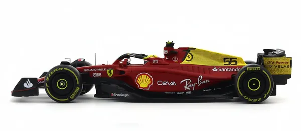 Ferrari_F1_75_55_Carlos_Sainz_1_24_Formula_One_Scale_2022_Model_Car_Ferrari_F1_75_55_Carlos_Sainz_1_24_Formula_One_Scale_2022_Model_Car