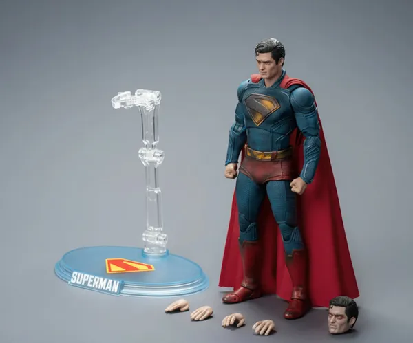 Superman_Battle_Damage_Edition_Action_Figure_Limited_Edition_Default_Title