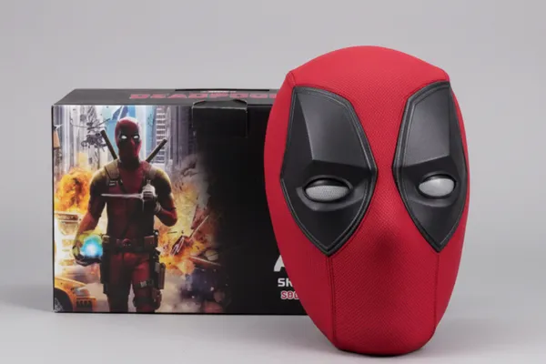 Deadpool_Mask_With_Touch_Light_Control_Default_Title