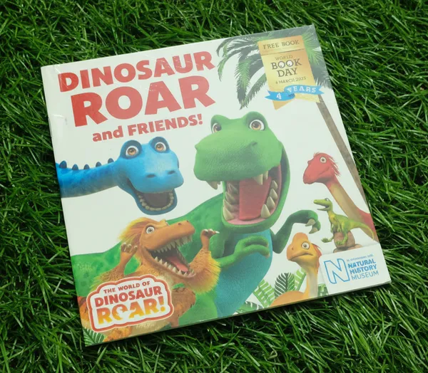 Dinosaur_Roar_And_Friends_By_Peter_Curtis_Paperback_Default_Title