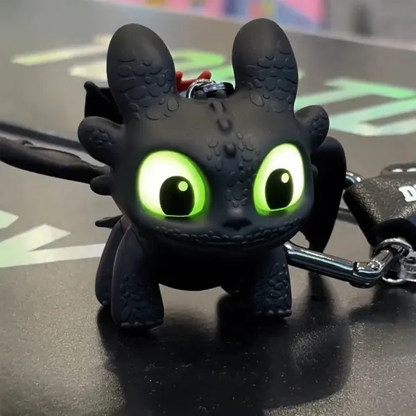 Mini_Dragon_Lighting_Keychain_With_Moving_Wings_Black_Color_Night_Fury_Limited_Edition_Black_Limited_Edition_Pack_Of_2