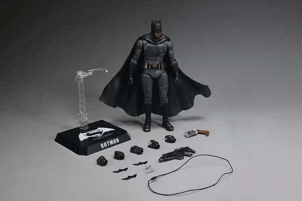Batman_Justice_League_Marvel_Avengers_Action_Figure_For_Collectors_Default_Title