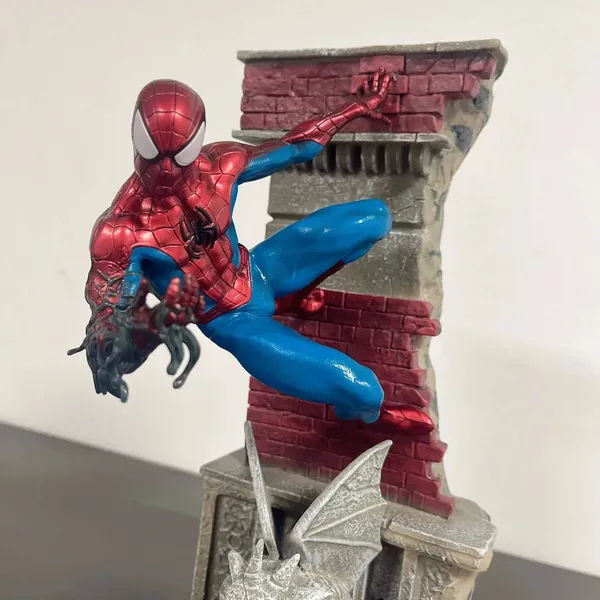 Spider_Man_Metropolis_Scaling_The_Walls_Premium_Action_Figure_30cm_Default_Title