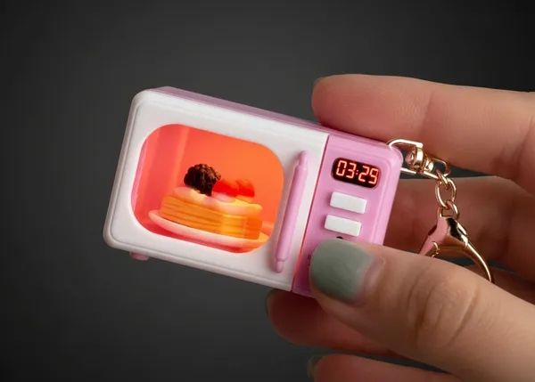 Mini_Microwave_With_Light_Sound_Keychain_Limited_Edition_Pack_Of_3