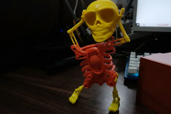 Dancing_Skeleton_Toy_Limited_Edition_3d_Print_Yellow