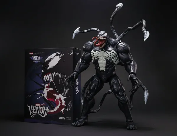 Venom_Infinite_Marvel_Eddie_Brock_1_10_Scale_Action_Figure_28cm_Default_Title