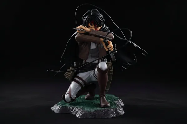 Levi_Ackerman_Fortitude_Sitting_Aot_Action_Figure_17_Cm_Default_Title