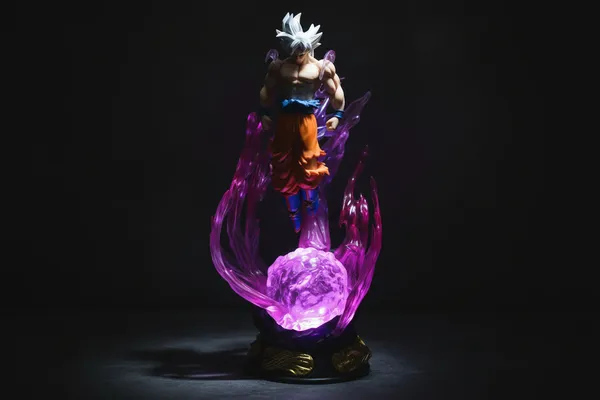 Dragon_Ball_Super_Son_Goku_Ultra_Instinct_With_Light_Action_Figure_25cm_Default_Title