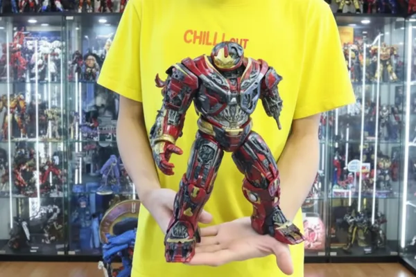 Hulkbuster_Team_Of_Prototypings_Hul_K_Buster_Mechnical_Hand_Limited_Edition_30cm_Default_Title