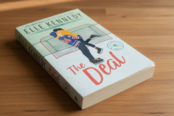 The_Deal_By_Elle_Kennedy_Paperback_Off_Campus_Series_Default_Title