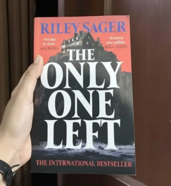 The_Only_One_Left_By_Riley_Sager_Paperback_Default_Title