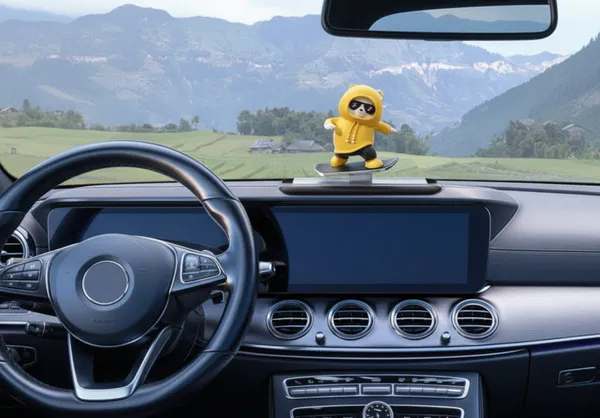 Skateboarding_Cute_Panda_Auto_Sliding_Motion_Decor_Cool_Sliding_Car_Dashboard_Figurines_Pack_Of_2