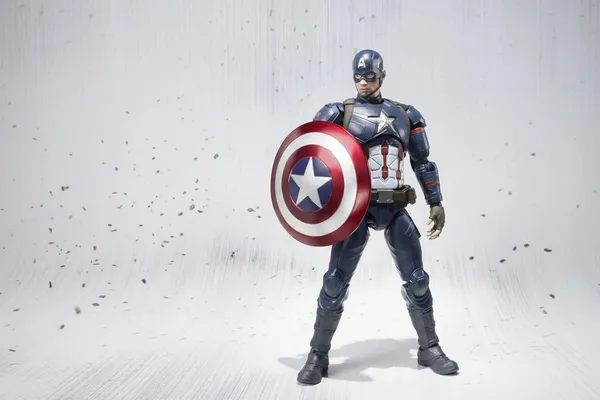 Captain_America_Marvel_Action_Figure_16_Cm_Default_Title
