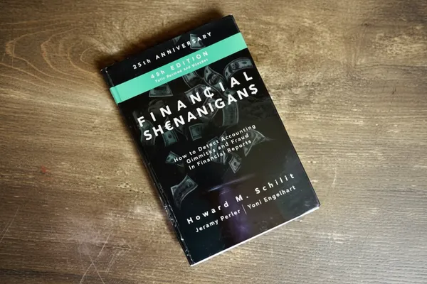 Financial_Shenanigans_4th_Edition_By_Howard_M_Schilit_Team_Paperback_Default_Title