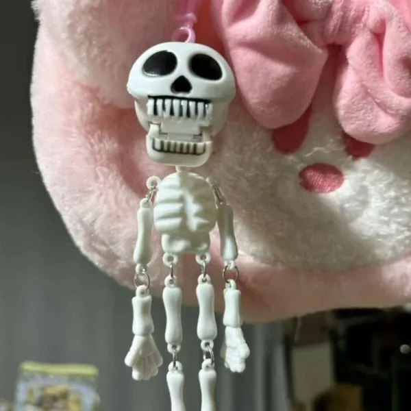 Funny_Moving_Mouth_Skeleton_Keychain_Pull_String_Talking_Skull_Doll_Key_Ring_Hanging_Car_Rear_View_Mirror_Charm_Pack_Of_3