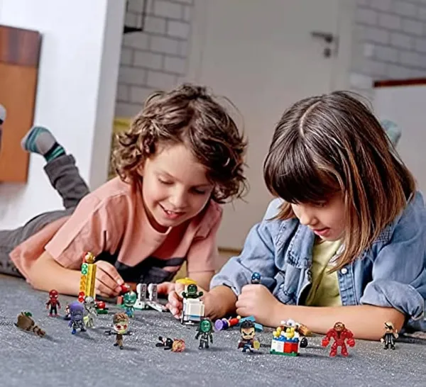 Superheroes_Family_Pack_Miniature_Action_Figure_Set_Of_32_Default_Title