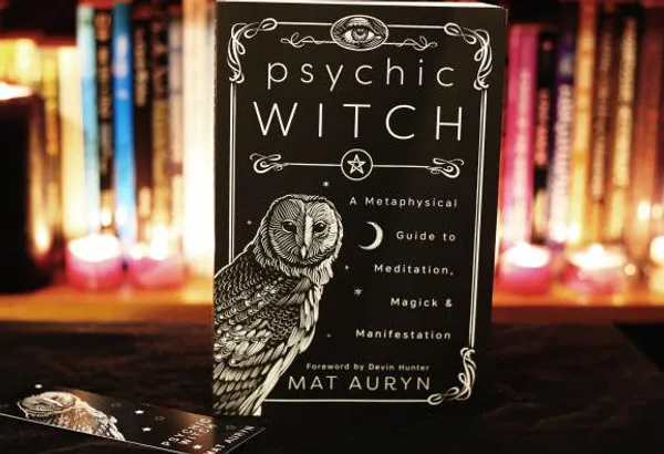 Psychic_Witch_By_Mat_Auryn_Paperback_Default_Title